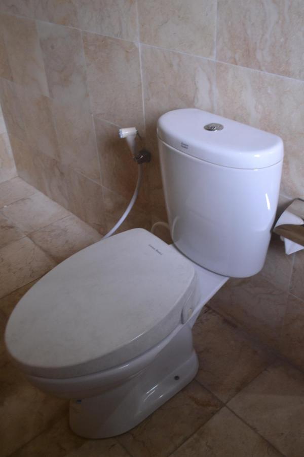 Hotel Batukaras Kalaras Buitenkant foto