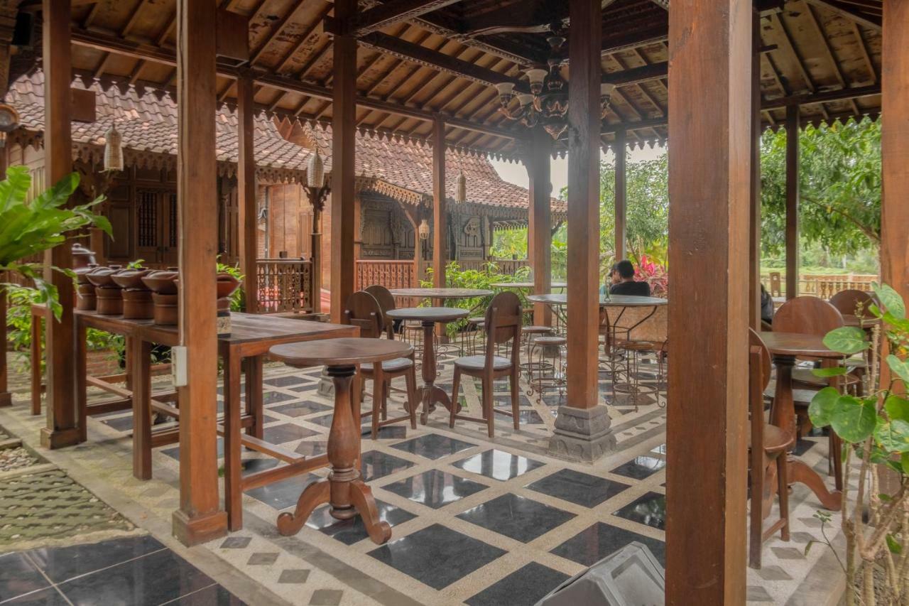 Hotel Batukaras Kalaras Buitenkant foto