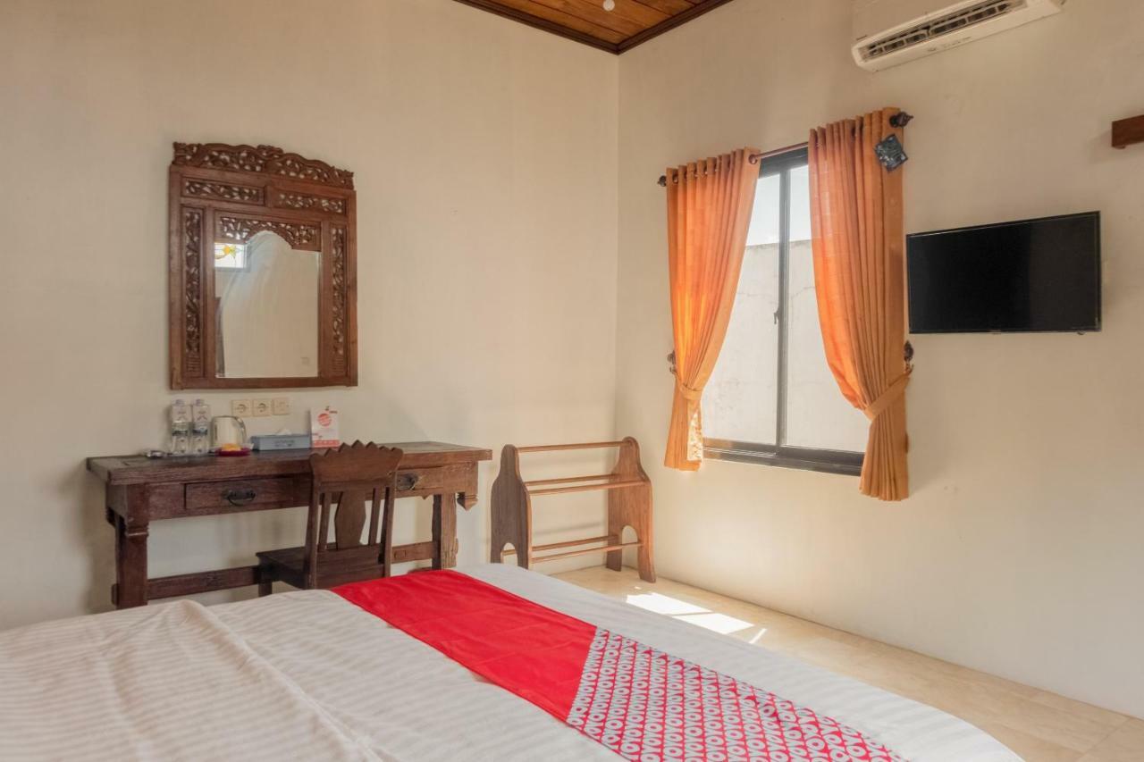 Hotel Batukaras Kalaras Buitenkant foto