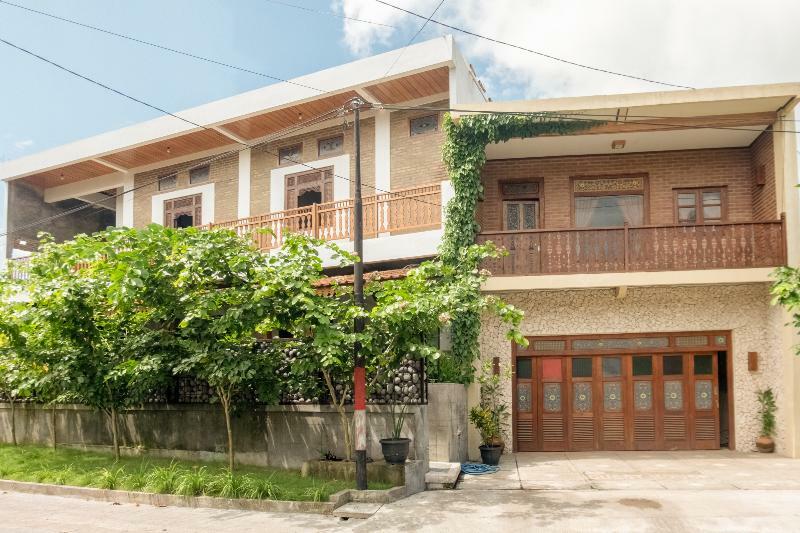 Hotel Batukaras Kalaras Buitenkant foto